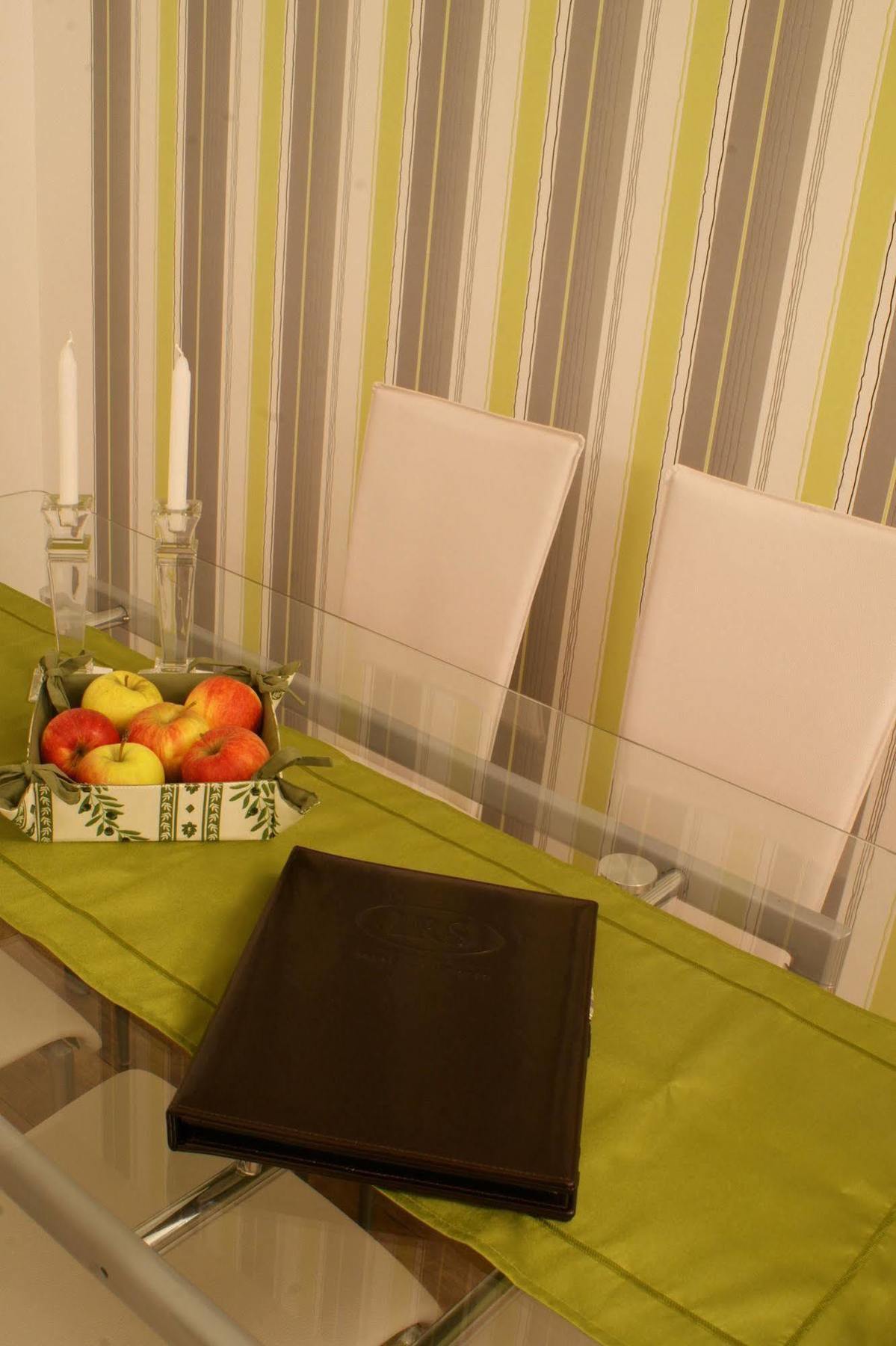 Irs Royal Apartments Apartamenty Irs Nadmorski Dwor Gdansk Bagian luar foto